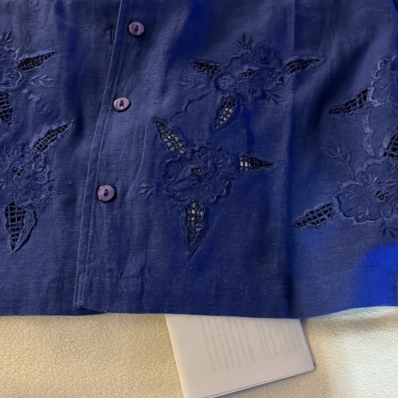 Blue button down blouse. - Picture 3 of 4